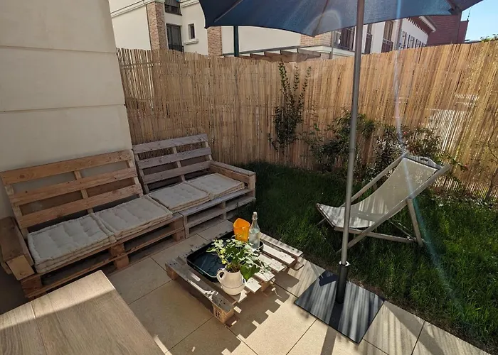 Appartement De Standing Avec Jardin